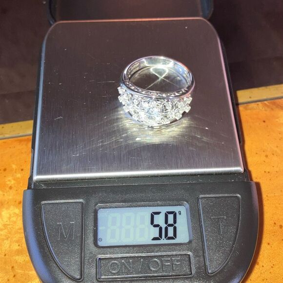 Genuine Moissanite Sterling Silver Ring Size 9 - Picture 10 of 10